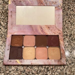 Maskcara brand - 8 eyeshadows with palette